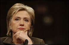 Senate panel backs Clinton as secretary of state 