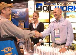 Environmental Connection exhibitors connect with erosion control professionals.
