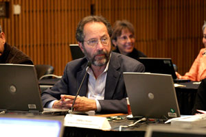 Graziano, shown here at the September 2007 NAEHSC meeting in Rodbell Auditorium, is a tireless advocate for children’s health. He is also involved in NIEHS Global Environmental Health initiatives.