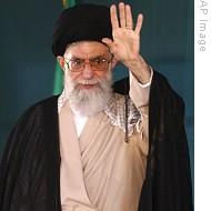 Ayatollah Ali Khamenei waves to crowd at conclusion of his speech in Tehran, 03 Jun 2008