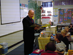 Congressman Brady reads and visits with students about American government to Mrs. Dean's Second Grade Class at Kountze Elementary School.