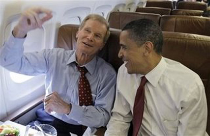 Sen. Nelson shares a moment with Barack Obama while the two were in Florida just before the history–making presidential election. 