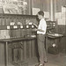 Sorting airmail von Smithsonian Institution
