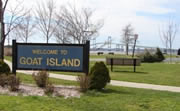 Welcome to Goat Island sign at entrance