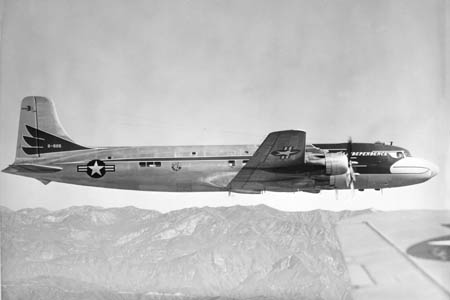 DC-6/C-118 Liftmaster commercial/military transport