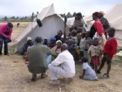 Photo: Ron Claiborne interviewing Kenyans about Barack Obama