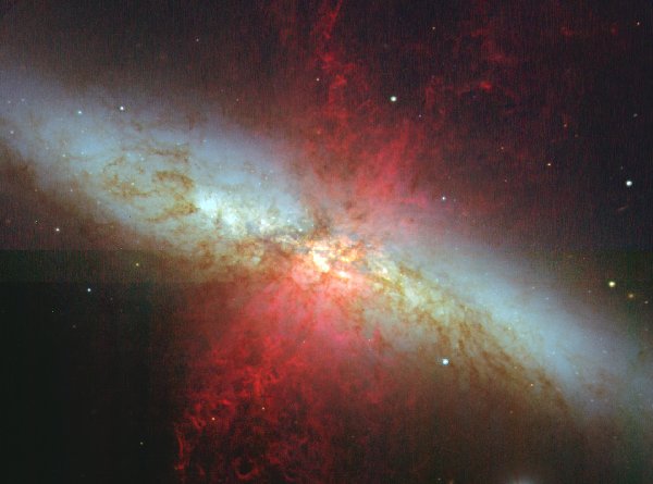 M82 seen  through a ground telescope.