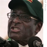 Zimbabwe President Robert Mugabe speaks at his ZANU PF's 10th annual Congress in Bindura, Zimbabwe, 19 Dec 2008