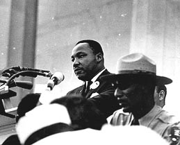 Martin Luther King, Jr., speaking at Lincoln Memorial