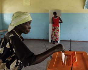 Date: 10/30/2008 Location: Zambia Description: Zambian woman casts her vote at a school in Lusaka. © AP Photo