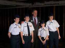 Senator Carper visits the Bellance Hangar