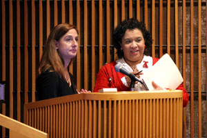 Before her talk began, Siega-Riz, left, talked over logistics with the lecture host, NIEHS Fellow Rose Ramos, Ph.D.
