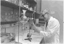 Julie Axelrod at work in his laboratory at NIMH