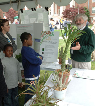 At NIH's combined observances of Earth Day and Take Your Child to Work Day, NCI-Frederick's Dr. David Newman, chief of the Natural Products Branch, explains how protecting endangered species helps us find new plant compounds and new drugs.