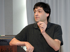 Dr. Dan Ariely