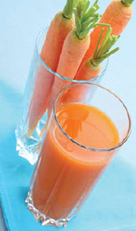 Photo of carrots and carrot juice