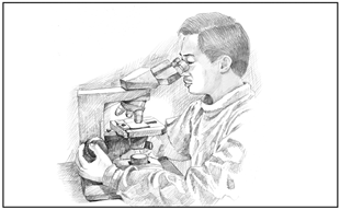 Imagen de un médico revisando una muestra bajo el microscopio.
