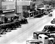 County seat of Hale County, Alabama