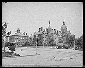 Una imagen en blanco y negro de Johns Hopkins Hospital en Baltimore, Maryland, 1903.