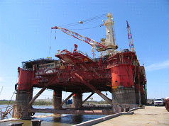 The drilling rig “Uncle John” is preparing to leave in late April to test methane hydrate deposits at two sites in the Gulf of Mexico under the Joint Industry Program.