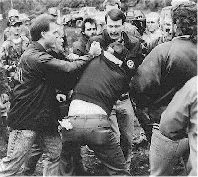 U.S.Marshals and coal demonstrators