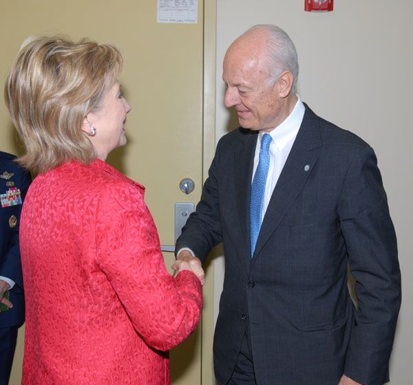 Secretary Clinton and UN Secretary General Special Representative Staffan de Mistura, Baghdad, Iraq.