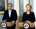 Date: 04/07/2009 Description: Remarks by Secretary of State Hillary Rodham Clinton and New Zealand Foreign Minister Murray McCully at the Signing Ceremony for the U.S.-New Zealand Arrangement for Cooperation on Nonproliferation Assistance. State Dept Photo