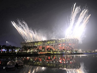 Fireworks light up night sky over 'Bird's Nest' stadium in Beijing, during Olympics closing ceremony, 25 Aug 2008
