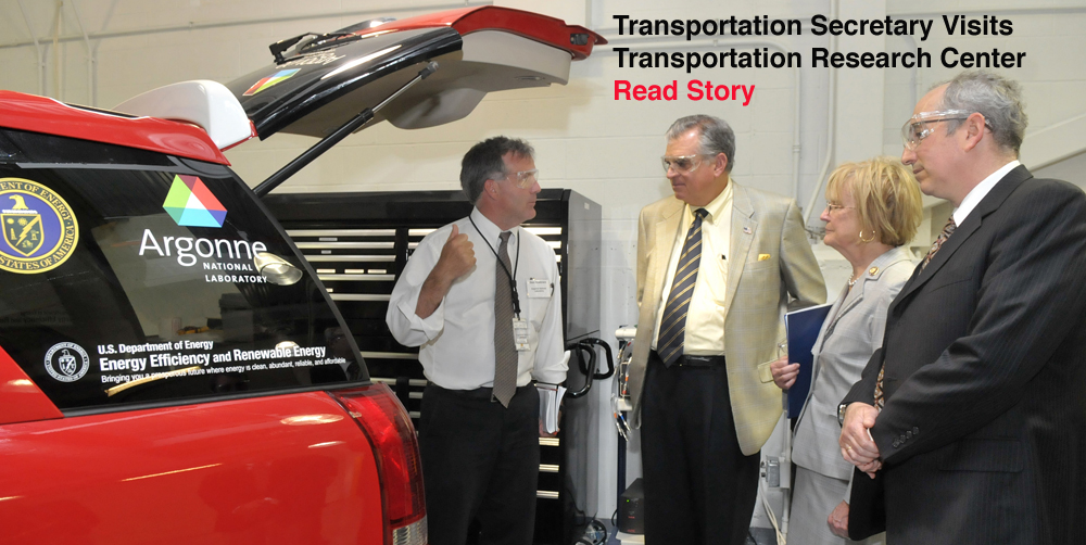 Transportation Secretary visits Transporation center