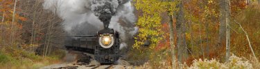 CN 3254 roars through the late fall foliage of Northeastern Pennsylvania. (NPS Photo, Ken Ganz)