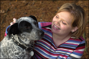 Foto: Una mujer y un perro