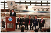 Administrator Paulison and DHS Secretary Michael Chertoff joined with leaders from NOAA, the Air Force Reserve and the Coast Guard on May 22, 2007 to stress the importance for federal agency teamwork this hurricane season