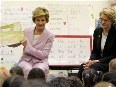 Laura Bush reads to students at Greenbrook Elementary School in Southaven, Mississippi.  <i>White House photo by Krisanne Johnson</i>