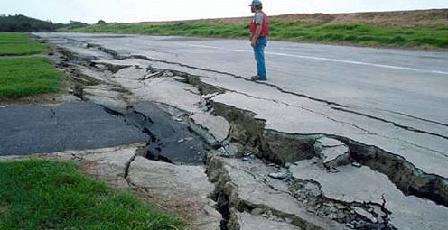 Liquefaction in Subsurface Layer of Sand. Watsonville, CA,1989
 - story details below