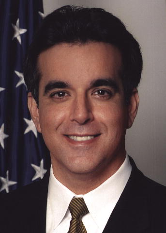 A photograph of SBA Administrator Hector Barreto.