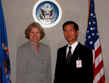 EEOC Chair Dominguez and Prof. Dr. Jingyo Suh