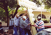 Hispanic Contractors Association volunteers