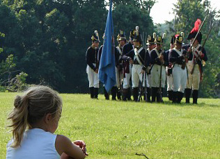 War of 1812 reenactors visit Hampton