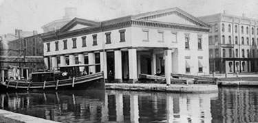 Vintage photo of the Weighlock Building, today the Canal Museum