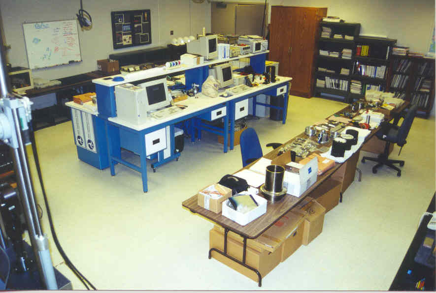 Picture of the Instrumentation Design and Development Laboratory.