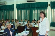 Dr. Camacho Carr exchanges experiences with doctors and midwives at HCMC University of Medicine and Pharmacy