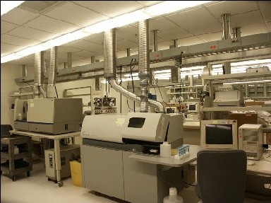 picture of laboratory equipment