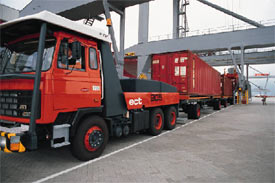 Picture of a truck waiting to receive its cargo