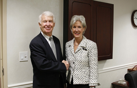 Secretary Sebelius meets with Charlie Johnson and thanks him for his leadership as Acting HHS Secretary. (Photo by Max Harper and Adam Parr)