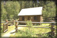 [PHOTO and LINK: Photo of Aspen Cabin and Vicinity - Click for Larger Photos]