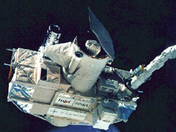 A graphic image that represents the ORFEUS-SPAS II mission