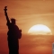 تمثال الحرية ساعة الغروب.