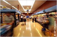 Interior de un supermercado. (AP Images)