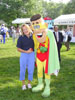 Council member Katherine Cosgrove and the 5-a-day mascot at the President´s HealthierUS initiative.