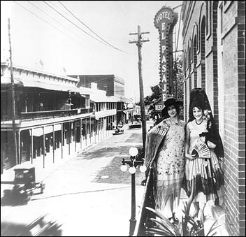 [Cover photo] Senoritas on the Balcony, Ybor City